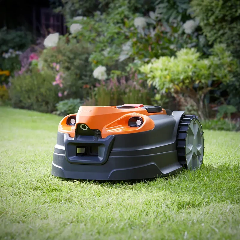 LawnMaster OcuMow® AMD18i-800 Plus | MX 24V Auto Charging Vision Robotic Lawnmower with App