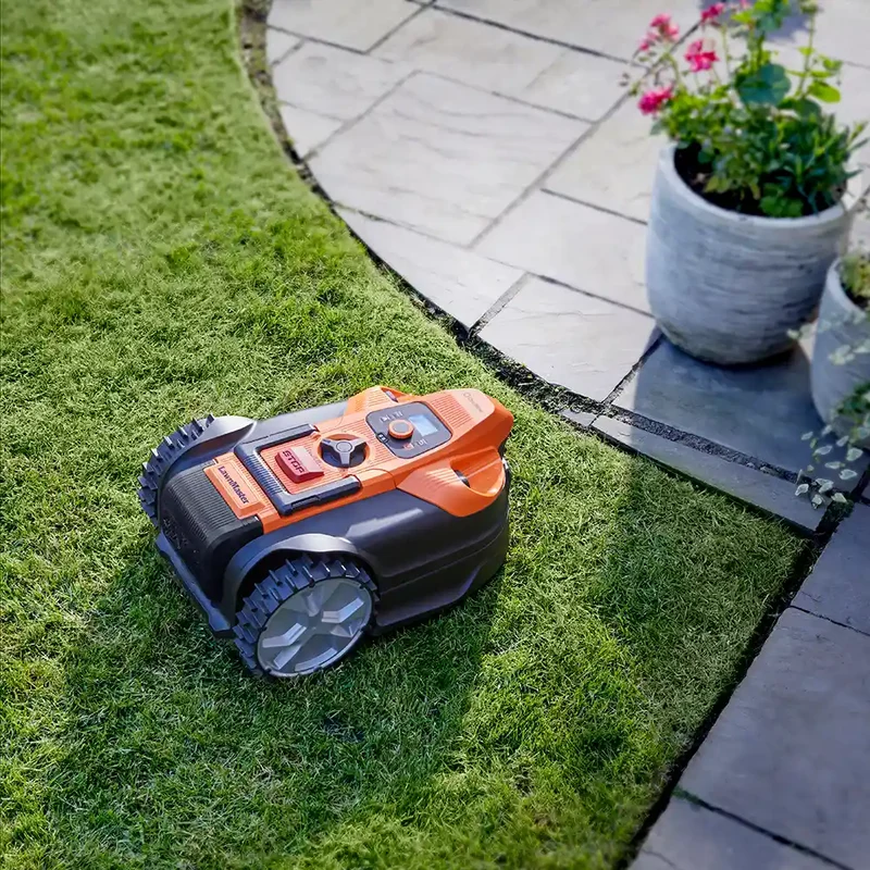 LawnMaster OcuMow® AMD18i-800 Plus | MX 24V Auto Charging Vision Robotic Lawnmower with App