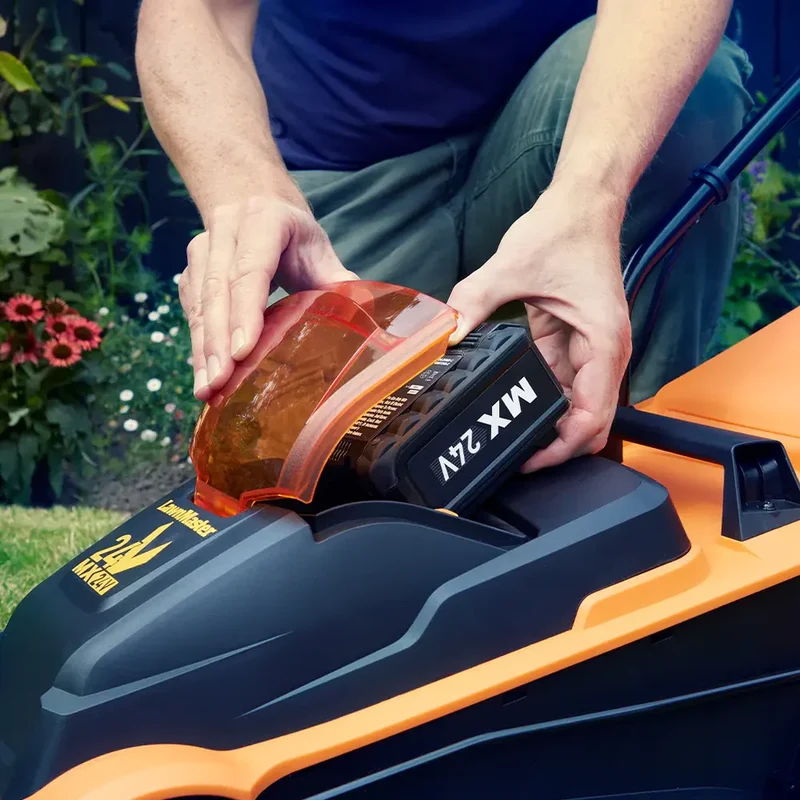 LawnMaster MX 24V 32cm | Cordless Lawn Mower