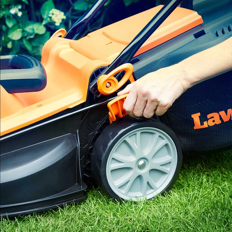 LawnMaster 1400W 34cm | Electric Lawn Mower
