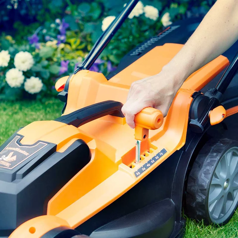 LawnMaster MX 24V 37cm | Cordless Lawn Mower