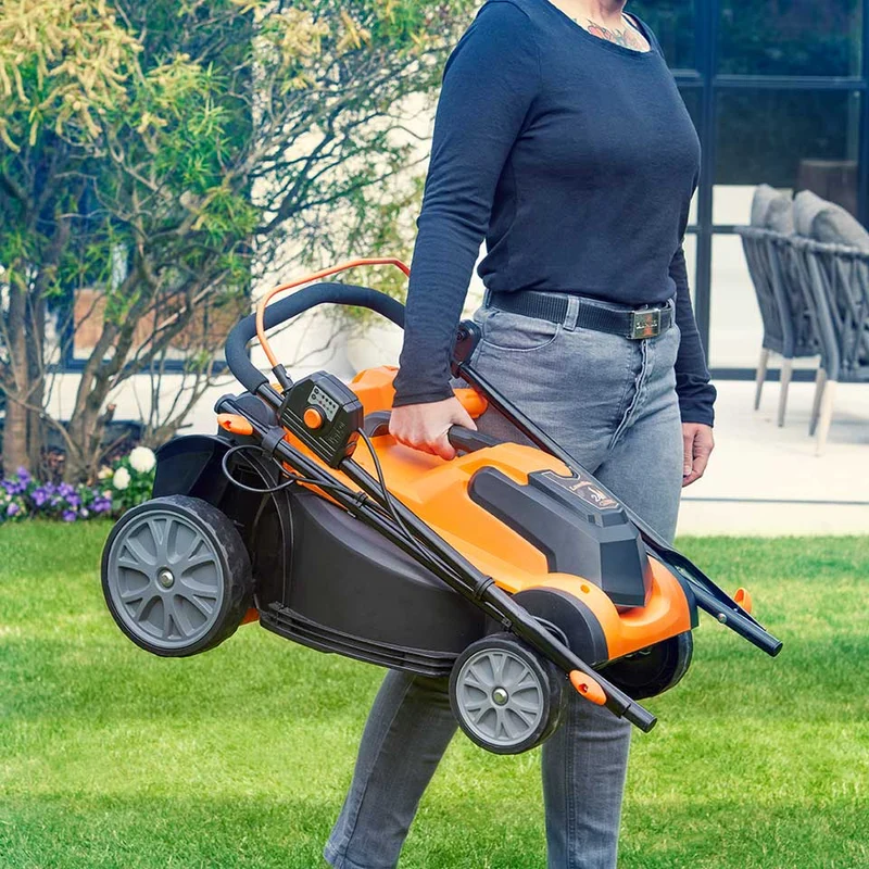 LawnMaster MX 24V 37cm | Cordless Lawn Mower