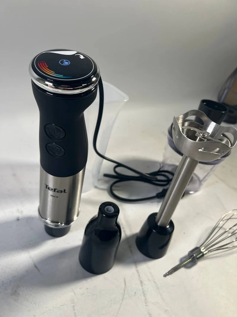 Tefal Quickcheff 1-in-1 20SP HB658 Stabmixer 1000 W ( HB658838 ) + 800 ml Mixbecher - Reparaturgerät
