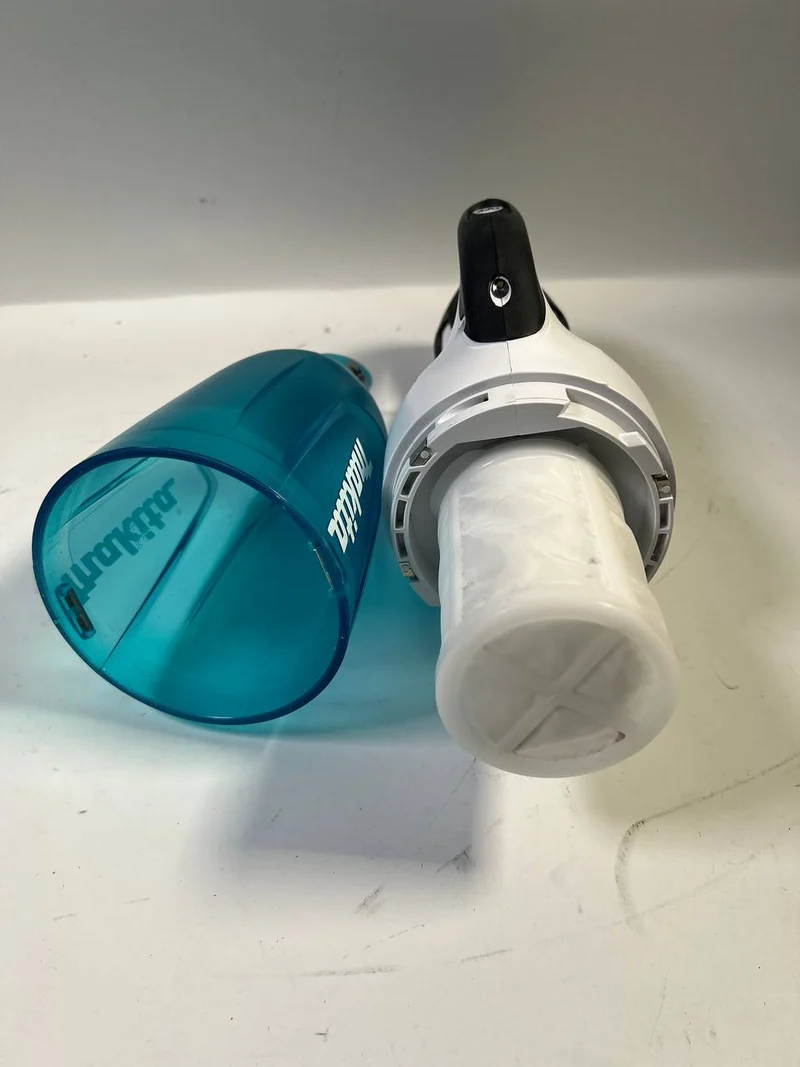 Makita DCL 181 FZWX Akku Staubsauger 18 V 53 mbar 0,65 L Solo - Leicht Gebraucht