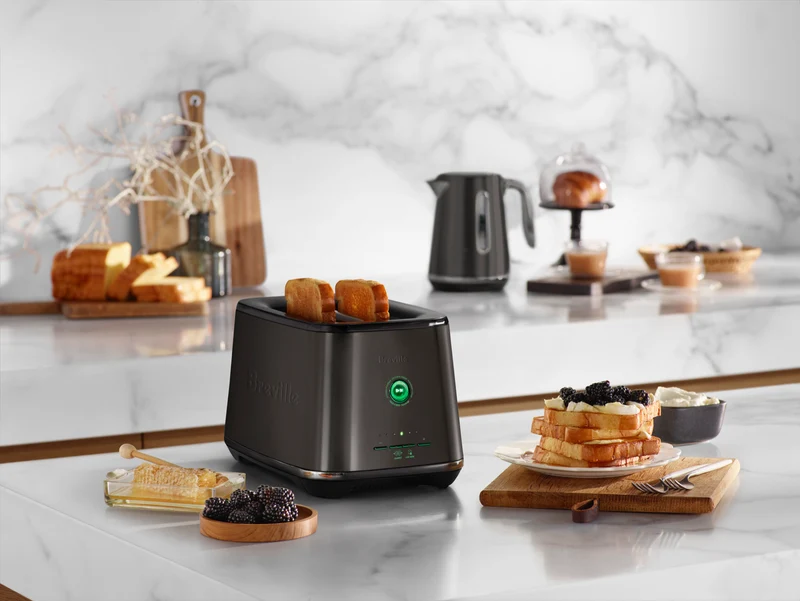 Breville The Eye Q 850 Auto 2 Slice Noir Launch Edition Toaster