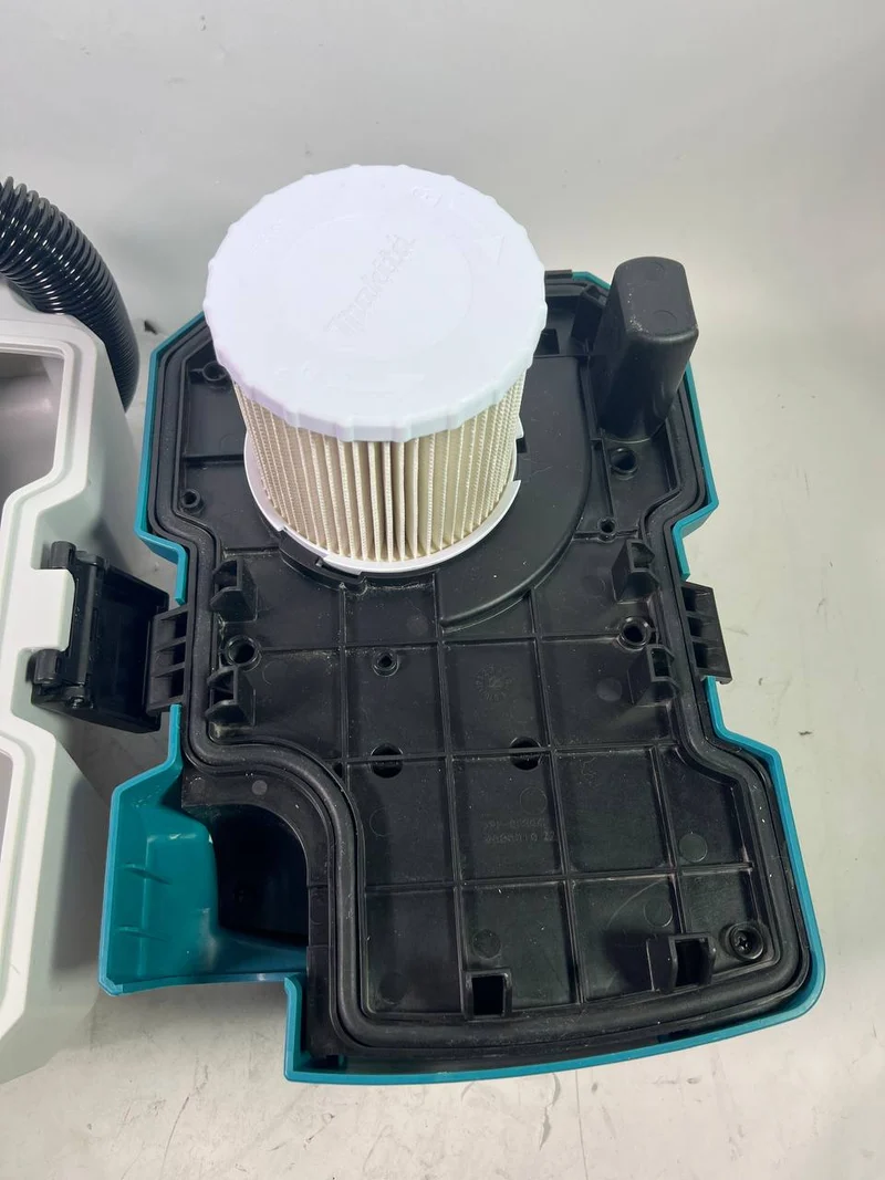 Makita DVC 750 LZX1 Akku Staubsauger Nass und Trockensauger 18 V tragbar - Leicht Gebraucht