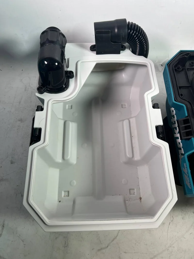 Makita DVC 750 LZX1 Akku Staubsauger Nass und Trockensauger 18 V tragbar - Leicht Gebraucht