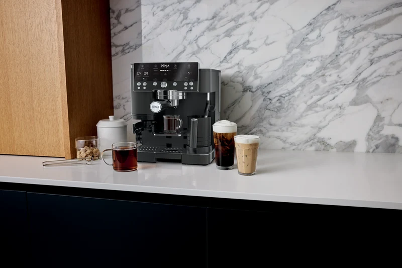 Ninja Luxe Cafe Manual Coffee Machine Midnight Black