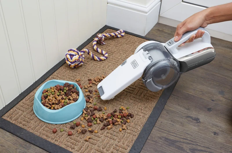 BLACK & DECKER 18V Dustbuster Handheld Vacuum