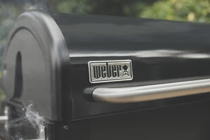 Weber Smoque Pellet Smoker
