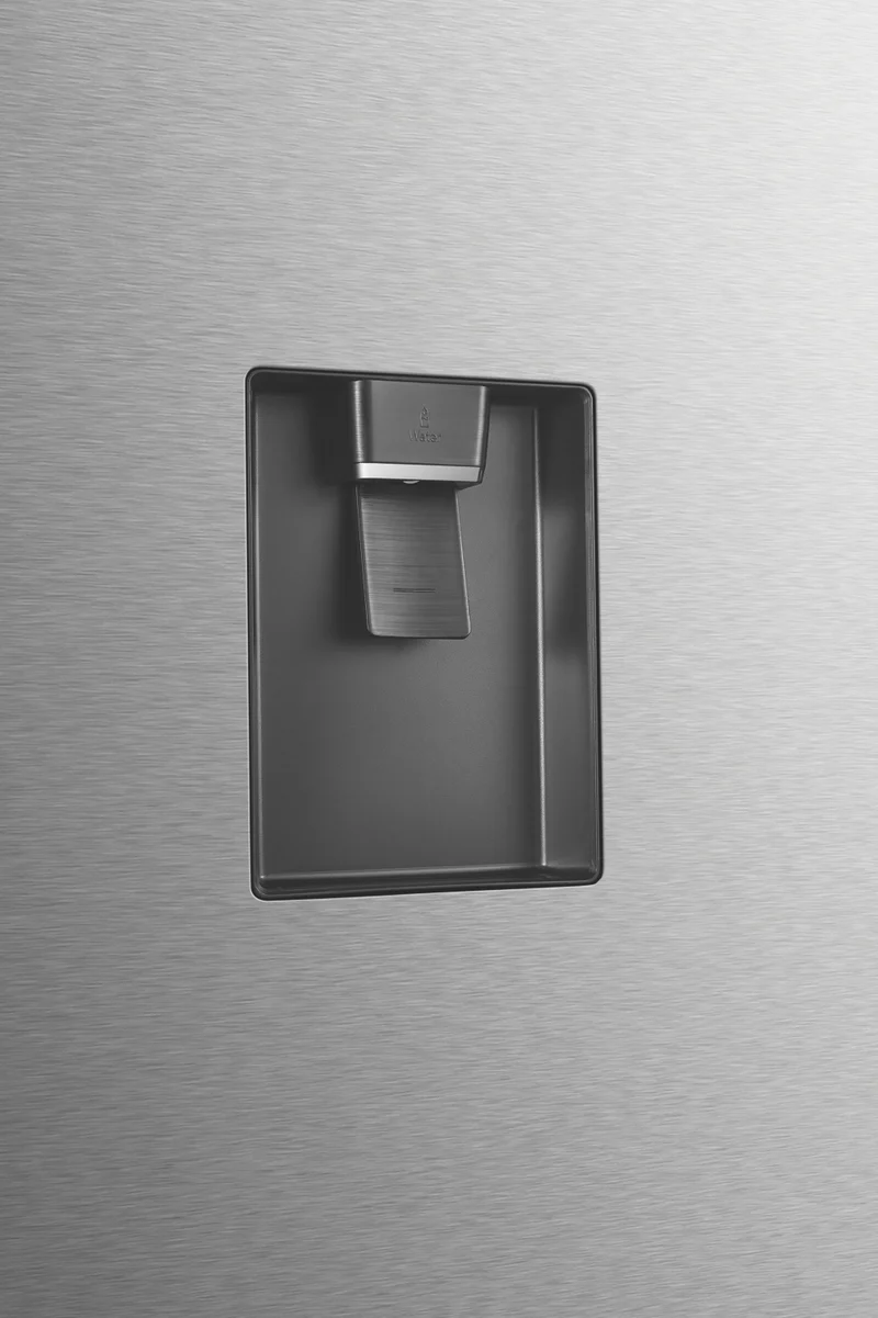 Hisense 496L Top Mount Refrigerator