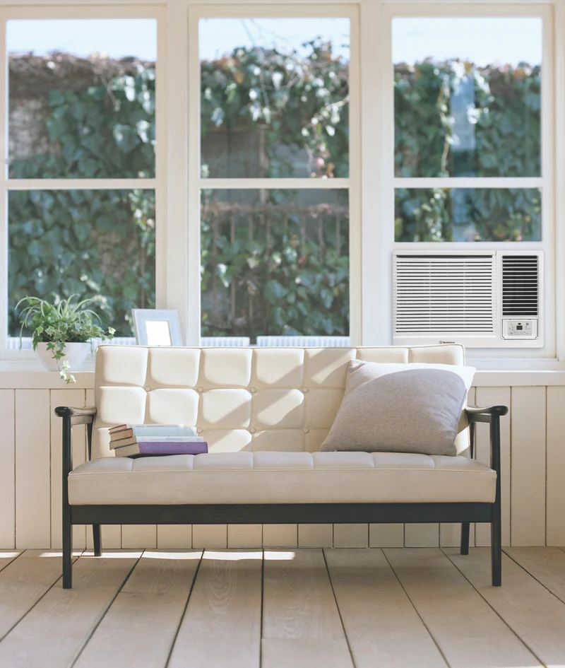 Westinghouse 3.9 kW 2.0E Cool Only Box Air Conditioner W/ LCD Remote
