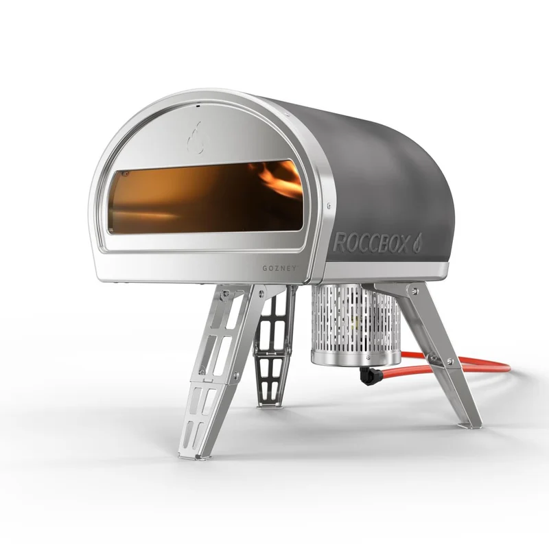 Gozney Roccbox Pizzaofen mit Abdeckhaube und Servierteller