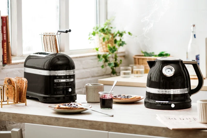 KitchenAid Paket 1, Toaster + Brötchenaufsatz Artisan 5KMT2204