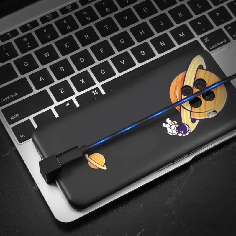 USB-C Adapter 180° – U-Form, für bessere Zugänglichkeit, platzsparend