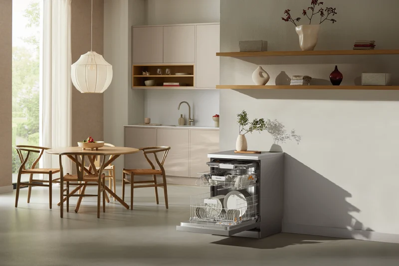 Miele 60cm Freestanding Dishwasher with QuickPowerWash and AutoOpen Drying CleanSteel