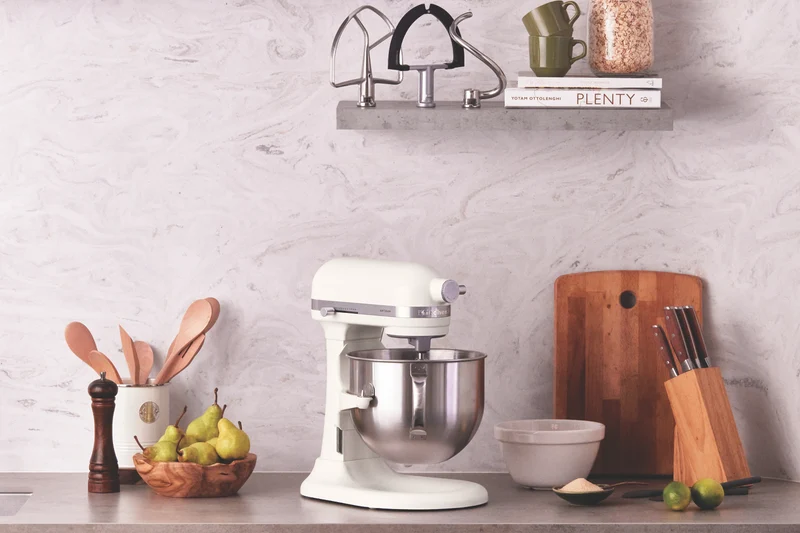 KitchenAid 6.6L Artisan Bowl Lift Stand Mixer Porcelain