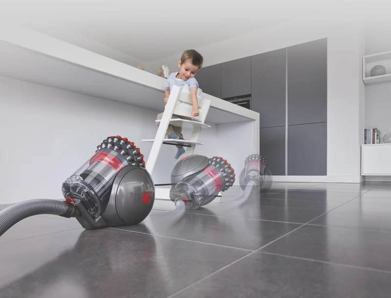 Dyson Big Ball Bagless Barrel Vacuum