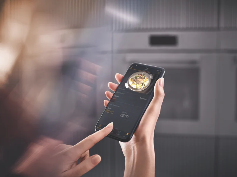 Miele 60cm Handleless Pyrolytic Oven with Moisture Plus and FoodView Integrated Camera Graphite Grey