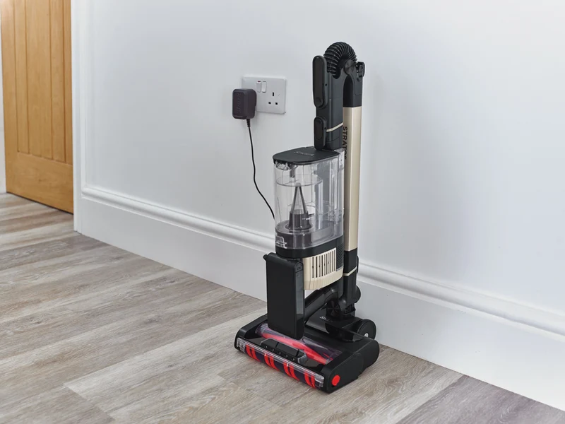 Shark Stratos Pet Pro Cordless Vacuum with Clean Sense IQ