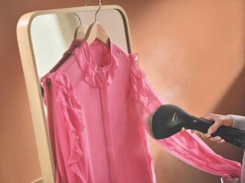 Philips 7000 Series Handheld Garment Steamer Black