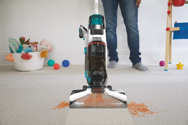 Shark CarpetXpert with StainStriker Carpet Washer