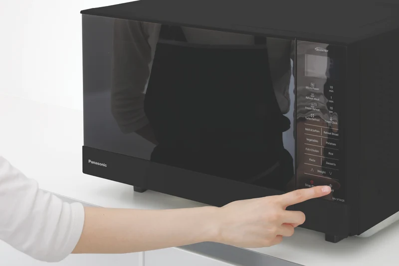 Panasonic 27L 1000W Flatbed Microwave Black
