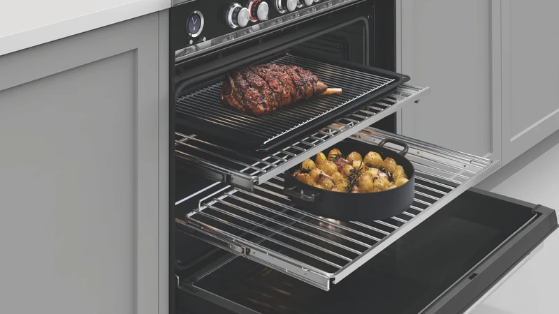 Fisher & Paykel 90cm Series 9 Classic 5 Zone Induction Pyrolytic Cooker, SmartZone