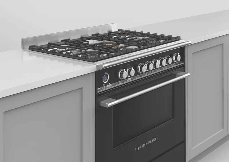 Fisher & Paykel 90cm Series 9 Classic 5 Burner Dual Fuel Pyrolytic Cooker