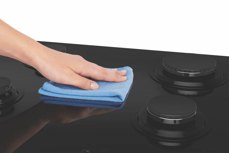 Westinghouse 90cm Gas on Glass Cooktop