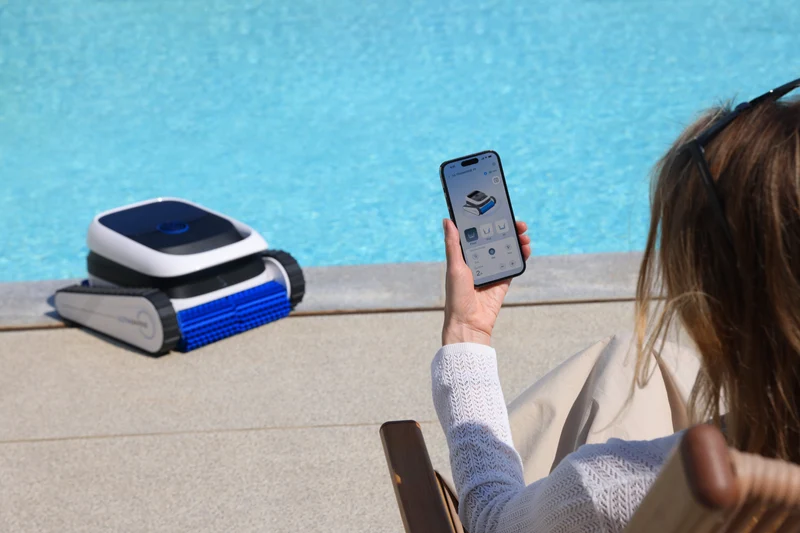 Ecovacs ULTRAMARINE P1 Robotic Pool Cleaner