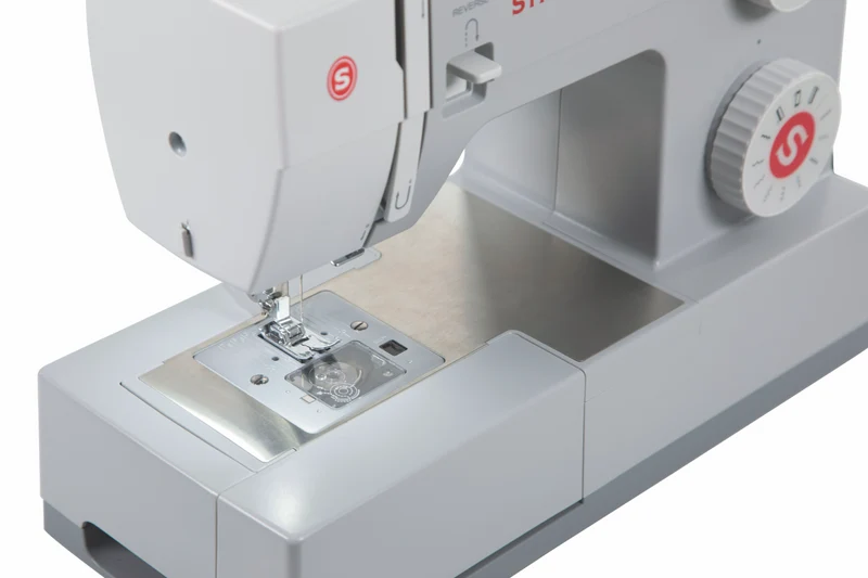 Singer Heavy Duty 4411 Sewing Machine