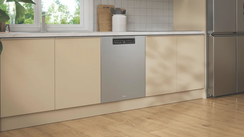 Haier 600 Series Built Under Dishwasher, Steam, Stainless Steel