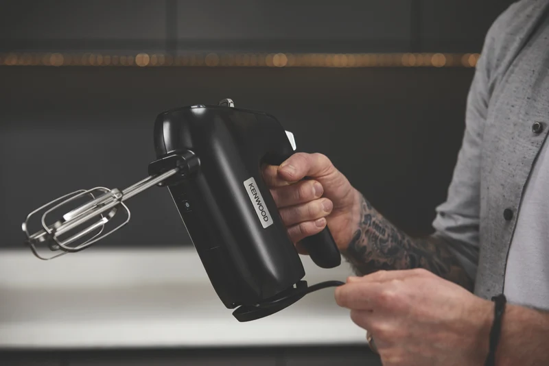 Kenwood 650W Hand Mixer Black