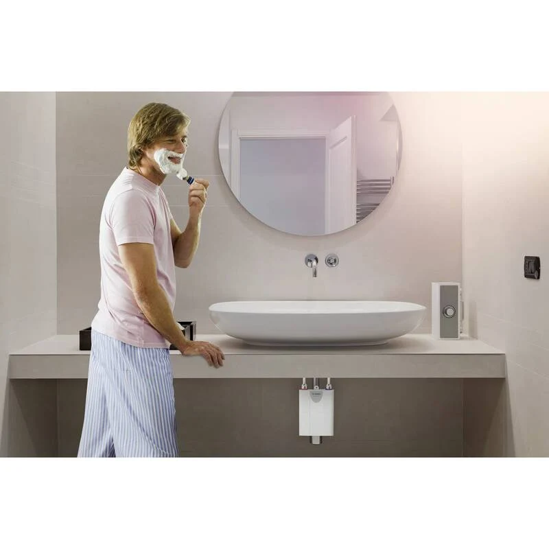 B-Ware Bosch Durchlauf-Erhitzer Heizgerät Tronic Comfort Compact 3.6 kW IP24 A 475 kWh