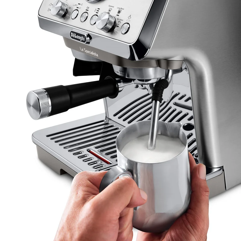 DeLonghi La Specialista Arte Evo with Cold Brew Coffee Machine