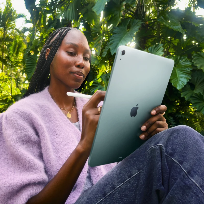 Apple iPad Air 13" M4 Wi-Fi 256GB - Starlight
